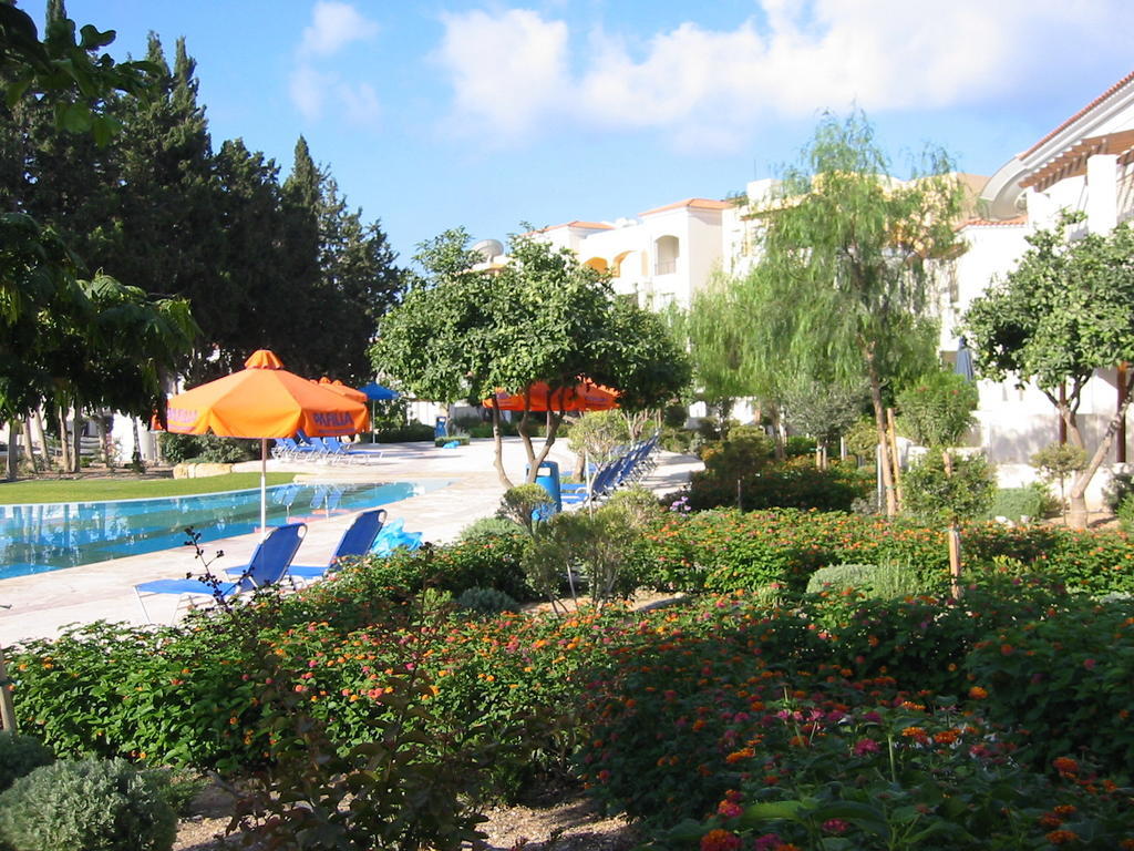 Hesperides Gardens Villa Paphos Ngoại thất bức ảnh