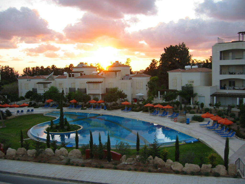 Hesperides Gardens Villa Paphos Ngoại thất bức ảnh